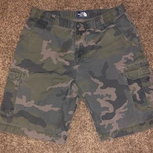 Mens Northface cargo shorts sz 38
